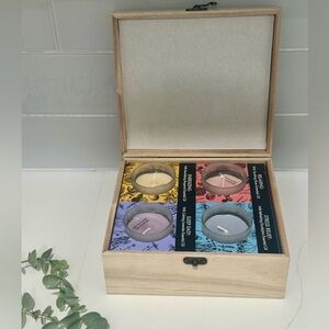 Luxury Aromatherapy Soy Candle 4 pack Gift Set with Wooden Box Bloomfield  New